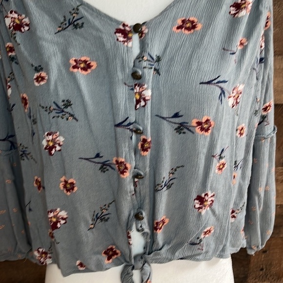 Maurices peasant blue balloon sleeve crop top blouse size M - Picture 3 of 7
